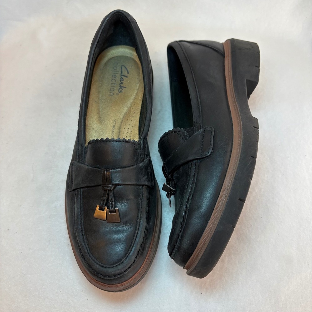 Clarks Collection Black Leather Tassel Loafers Ultimate Comfort Lug Sole Size 6